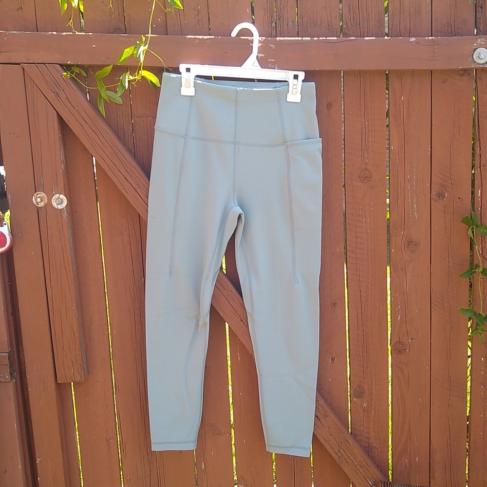 Sweaty Betty Super Soft Gray 7/8 Length Leggings Size 6 LIKE NEW!